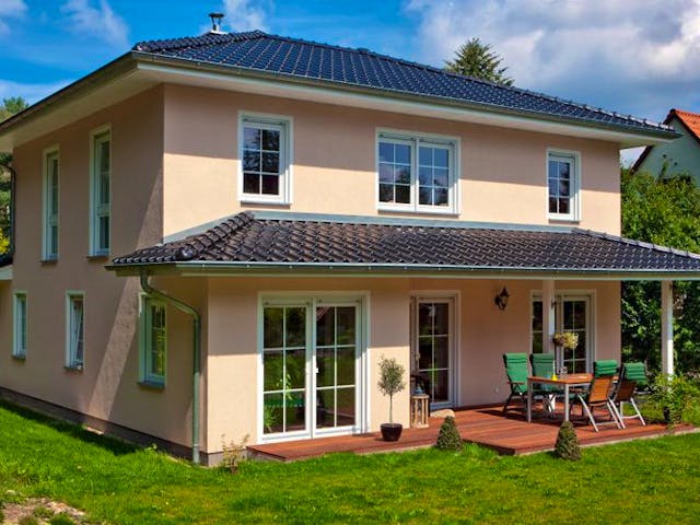 Massivhaus Villa Ravenna von ROTH-MASSIVHAUS, Stadtvilla Außenansicht 1 Massivhaus Villa Ravenna von ROTH-MASSIVHAUS, Stadtvilla Außenansicht 1