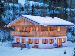 Fertighaus Vitalhaus Kirchberg von Regnauer Hausbau, Satteldach-Klassiker Außenansicht 2