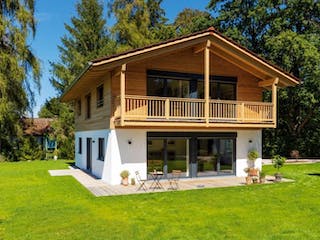 Fertighaus Vitalhaus Oberhaching von Regnauer Hausbau,  Außenansicht 2