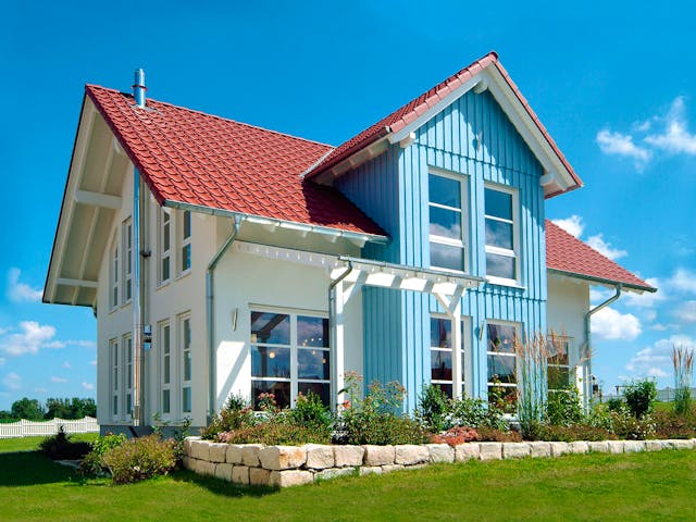 Fertighaus MH VISION von WEISS Holzhaus Schlüsselfertig ab 404492€, Satteldach-Klassiker Außenansicht 1