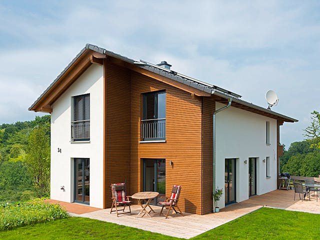 Blockhaus D144 Schwarzwasser von Frammelsberger Holzbau, Satteldach-Klassiker Außenansicht 1 Blockhaus D144 Schwarzwasser von Frammelsberger Holzbau, Satteldach-Klassiker Außenansicht 1