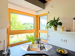 Blockhaus D144 Schwarzwasser von Frammelsberger R. Ingenieur-Holzbau, Satteldach-Klassiker Innenansicht 4