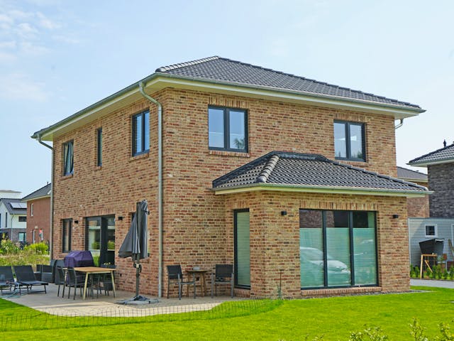 Massivhaus Schinkel von Nissen Massivhaus, Stadtvilla Außenansicht 1 Massivhaus Schinkel von Nissen Massivhaus, Stadtvilla Außenansicht 1