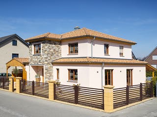 Fertighaus Stadtvilla Mediterran von petershaus, Stadtvilla Außenansicht 1