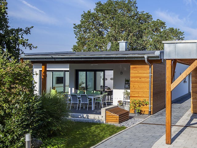Massivhaus Glasmacher von Plan-Concept Massivhaus, Bungalow Außenansicht 2