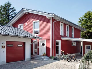 Fertighaus E 15-153.2 - Fertighaus mit Doppelgarage von SchwörerHaus Schlüsselfertig ab 456675€, Außenansicht 2