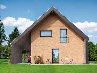 Fertighaus E 15-170.1 - Musterhaus Helmstorf von SchwörerHaus Schlüsselfertig ab 641560€, Satteldach-Klassiker Außenansicht 3