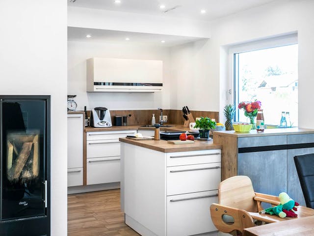 Fertighaus E 20-135.4 - Doppelhaus als Effizienzhaus 40 Plus von SchwörerHaus Schlüsselfertig ab 471258€, Innenansicht 3