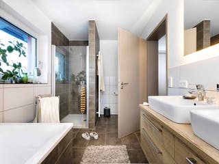 Fertighaus E 20-135.4 - Doppelhaus als Effizienzhaus 40 Plus von SchwörerHaus Schlüsselfertig ab 471258€, Innenansicht 4