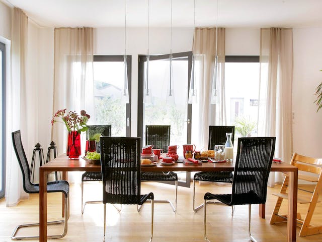 Fertighaus E 20-148.6 - Haus in rot von SchwörerHaus Schlüsselfertig ab 399224€, Satteldach-Klassiker Innenansicht 2