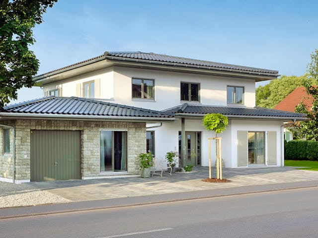 Fertighaus E 20-201.1 - Französischer Landhausstil von SchwörerHaus Schlüsselfertig ab 659145€, Stadtvilla Außenansicht 1 Fertighaus E 20-201.1 - Französischer Landhausstil von SchwörerHaus Schlüsselfertig ab 659145€, Stadtvilla Außenansicht 1