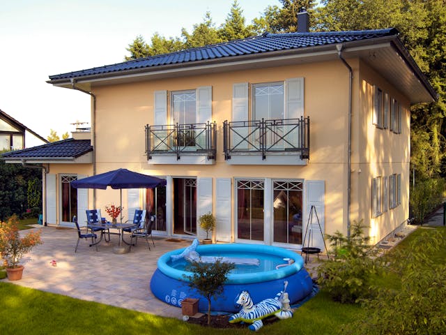 Fertighaus E 20-204.1 - Mediterrane Stadtvilla von SchwörerHaus - Österreich Schlüsselfertig ab 601150€, Außenansicht 1 Fertighaus E 20-204.1 - Mediterrane Stadtvilla von SchwörerHaus - Österreich Schlüsselfertig ab 601150€, Außenansicht 1