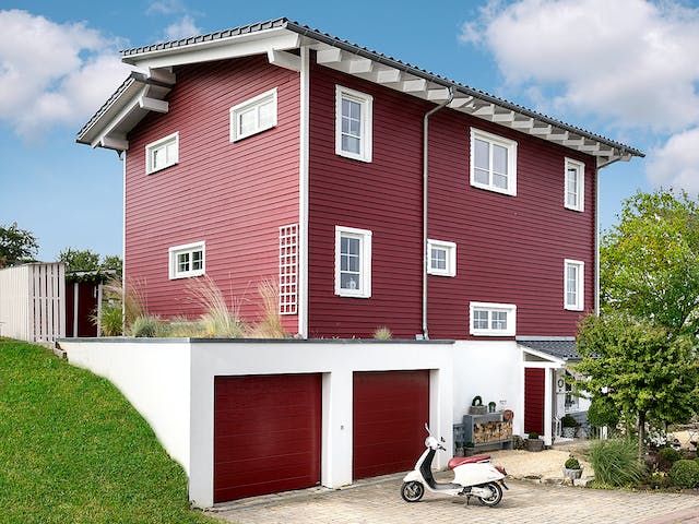 Fertighaus E 20-168.1 - Fertighaus im skandinavischen Landhausstil & Hampton-Flair von SchwörerHaus, Außenansicht 2
