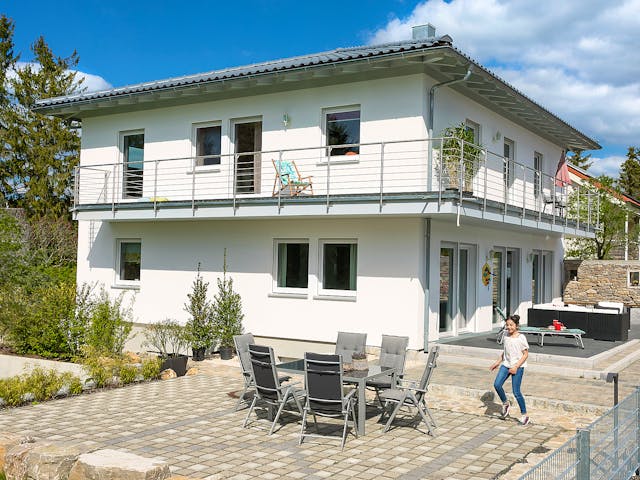 Fertighaus E 20-189.4 - Individuelle Stadtvilla nach eigenem Wunsch von SchwörerHaus - Österreich, Außenansicht 1