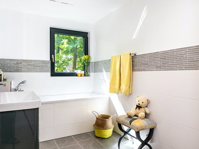 Fertighaus E 20-220.1 - Moderne Villa mit Flachdach von SchwörerHaus Schlüsselfertig ab 608464€, Cubushaus Innenansicht 9