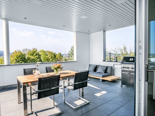 Fertighaus E 20-222.1 - Villa in Hanglage von SchwörerHaus Schlüsselfertig ab 1031805€, Cubushaus Außenansicht 4