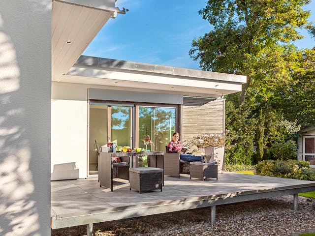 Fertighaus F 10-049.9.1 - FlyingSpace als Winkelbungalow von SchwörerHaus Schlüsselfertig ab 236170€, Bungalow Außenansicht 1 Fertighaus F 10-049.9.1 - FlyingSpace als Winkelbungalow von SchwörerHaus Schlüsselfertig ab 236170€, Bungalow Außenansicht 1