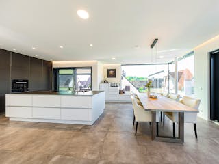 Fertighaus Mehrgenerationenhaus mit 4 Mietwohnungen von WeberHaus - Mehrfamilienhäuser, Cubushaus Innenansicht 6