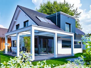 Fertighaus Ausstellungshaus Fellbach generation5.5 300 von WeberHaus Schlüsselfertig ab 363850€, Außenansicht 2