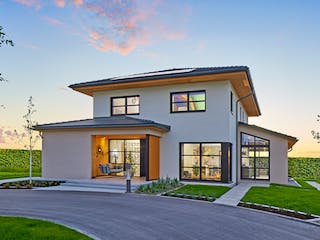 Fertighaus Ausstellungshaus Kappel-Grafenhausen von WeberHaus Schlüsselfertig ab 670000€, Stadtvilla Außenansicht 2