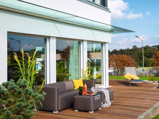 Fertighaus Ausstellungshaus Wenden CityLife 700 von WeberHaus Schlüsselfertig ab 457000€, Stadtvilla Außenansicht 4