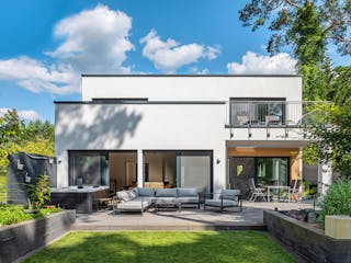 Fertighaus Kundenhaus Redies von WeberHaus Schlüsselfertig ab 645000€, Cubushaus Außenansicht 1