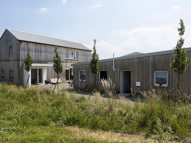 Fertighaus Landhaus Bullinger von Wolf System, Satteldach-Klassiker Außenansicht 3